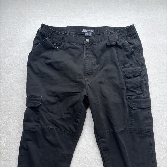5.11 Tactical Men 40x32 Style 74251 Black Canvas Pant 7 Pocket Adjustable Waist - Picture 2 of 16